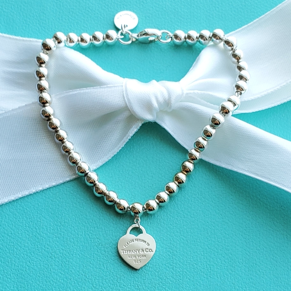 Mini heart tag bead bracelet